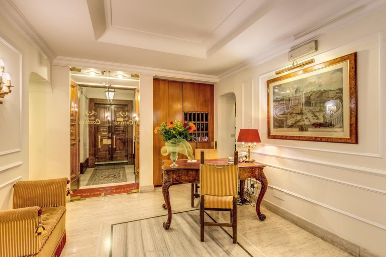 Public Area 3, Hotel Cortina, Rome