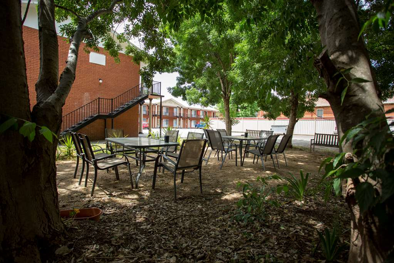 Exterior & Views 2, Meramie Motor Inn, Albury