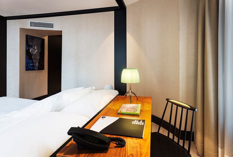 Bedroom 2, One Shot Luchana 22, Madrid