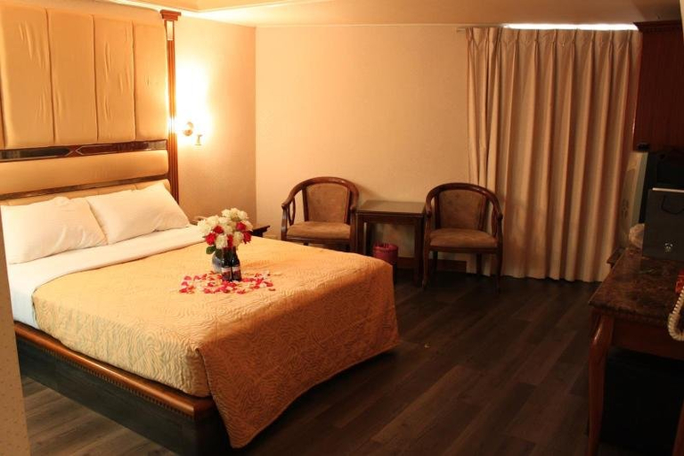 Bedroom 2, Spring Art Hotel, Kaohsiung