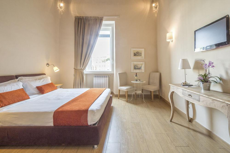 Bedroom 3, Little Queen Suite, Rome