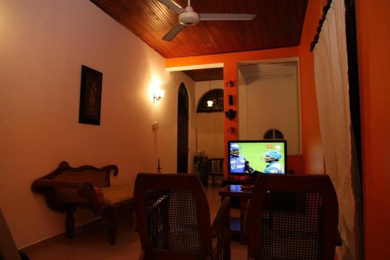 Others 3, Breeze of Paradise, Sri Jayawardanapura Kotte