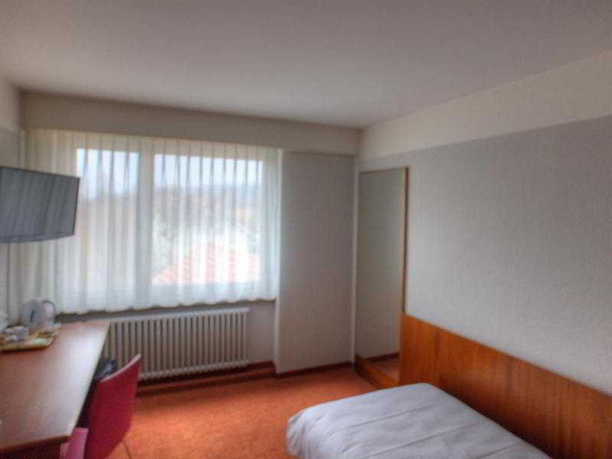 Bedroom 4, BEST WESTERN Hotel Continental, Nidau