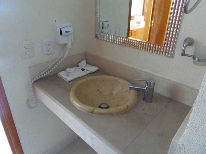 Bathroom 5, Señorial Tlaxcala, Ixtacuixtla de Mariano Matamoros
