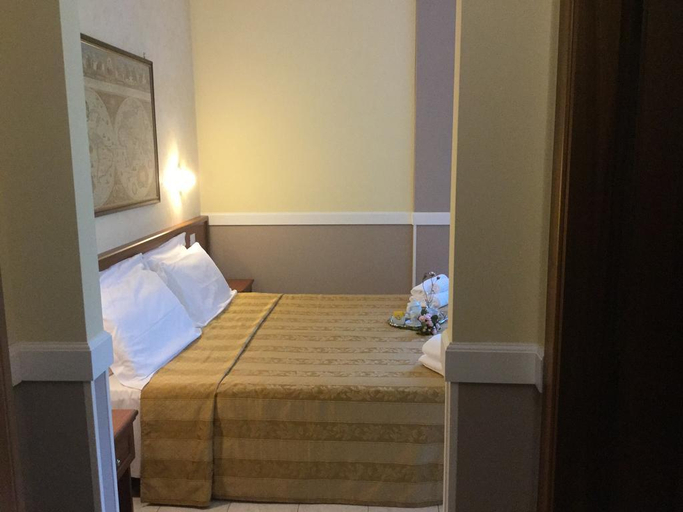 Bedroom 3, Hotel Marco Polo, Bologna