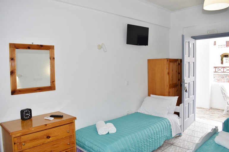 Bedroom 4, Zacharakis Studios, South Aegean