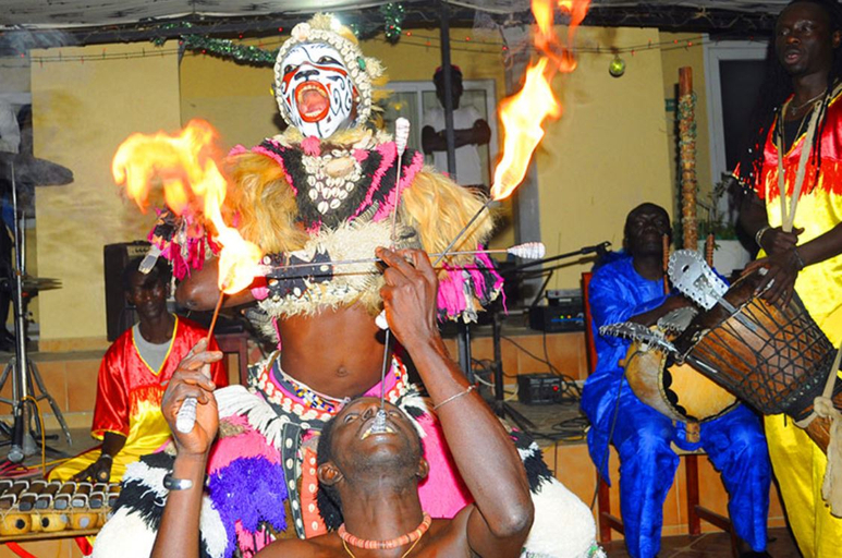 Food & Drinks 5, Les Flamboyants Saly, Mbour
