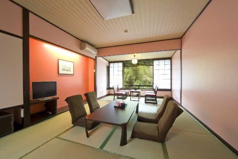 Exterior & Views 4, Hotel Miyajima Villa, Hatsukaichi