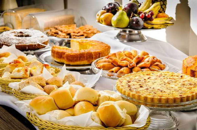 Food & Drinks 27