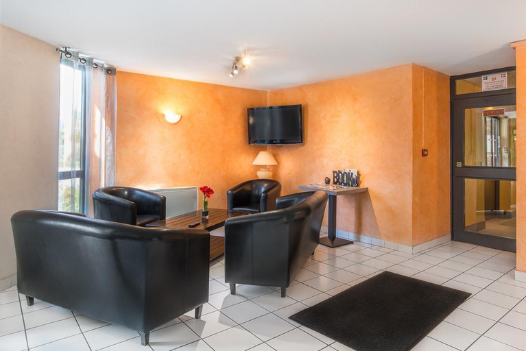 Public Area 3, Brit Hotel Chambery, Savoie