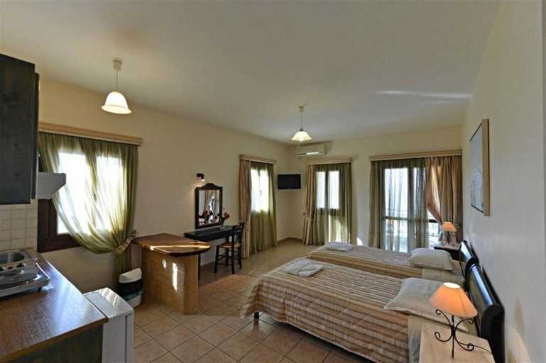 Bedroom 1, La Sapienza Hotel, Peloponnese