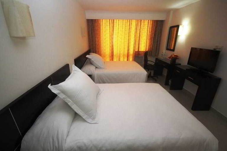 Bedroom 2, May Palace Hotel, Tuxpan