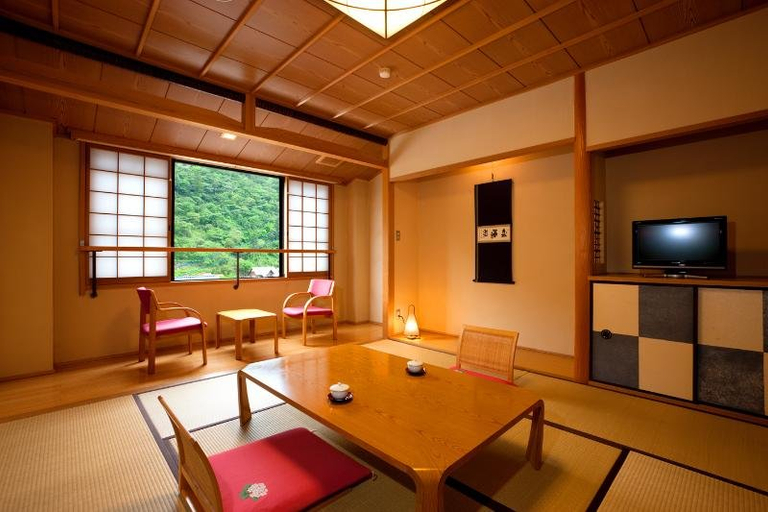 Exterior & Views 2, Seoto Yuoto no Yado UKIHA, Hita