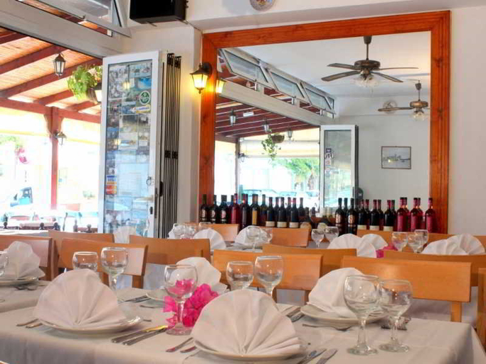 Food & Drinks 5, Rodian Gallery Apartments Hotel, South Aegean
