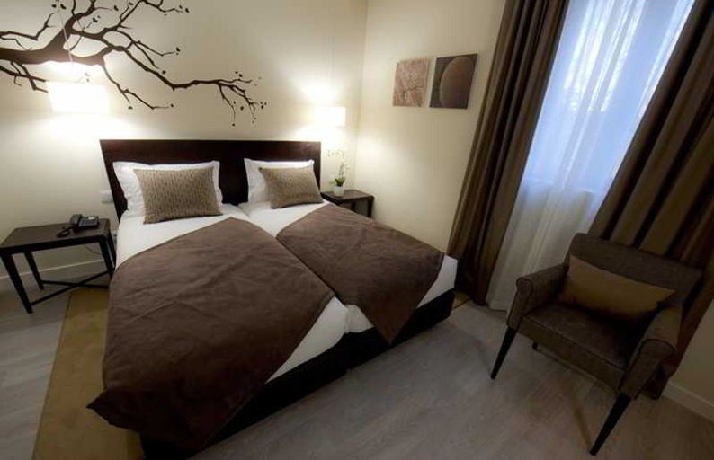 Bedroom 3, Primavera Perfume Hotel, Chaves