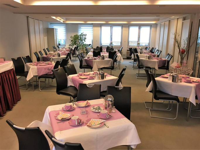 Food & Drinks 5, Hotel Ambassador, Bonn