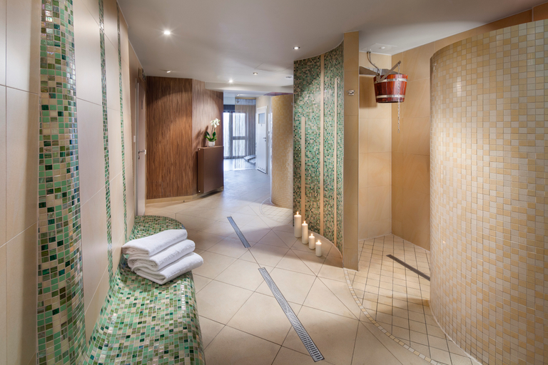 Bathroom 4, Hotel Arkon Park Gdansk- Destigo Hotels, Gdańsk City