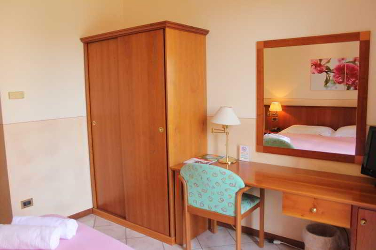 Bathroom 4, Hotel Corte Regina, Brescia