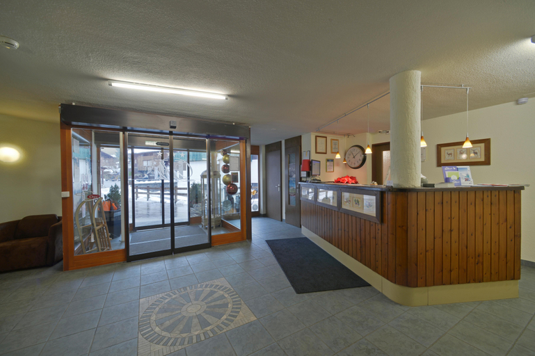 Public Area 2, Le Chamois Swiss Quality Hotel, Aigle