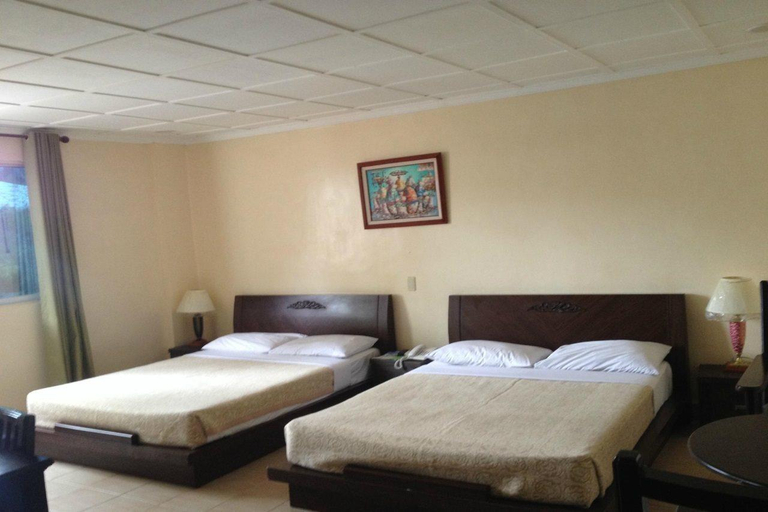 Bedroom 3, Royal Park Resort Hotel, Malay
