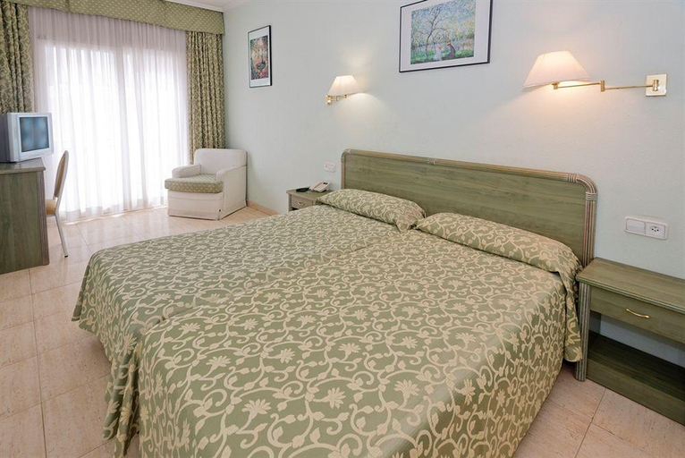 Bedroom 2, HOTEL VILA CALELLA, Barcelona