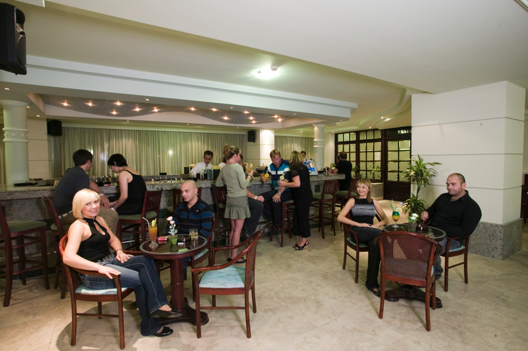 Food & Drinks 5, Sirene beach, South Aegean