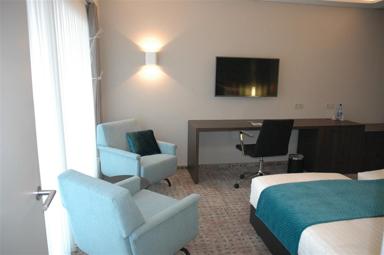 Bedroom 2, Hotel - Restaurant Weinebrugge, West-Vlaanderen
