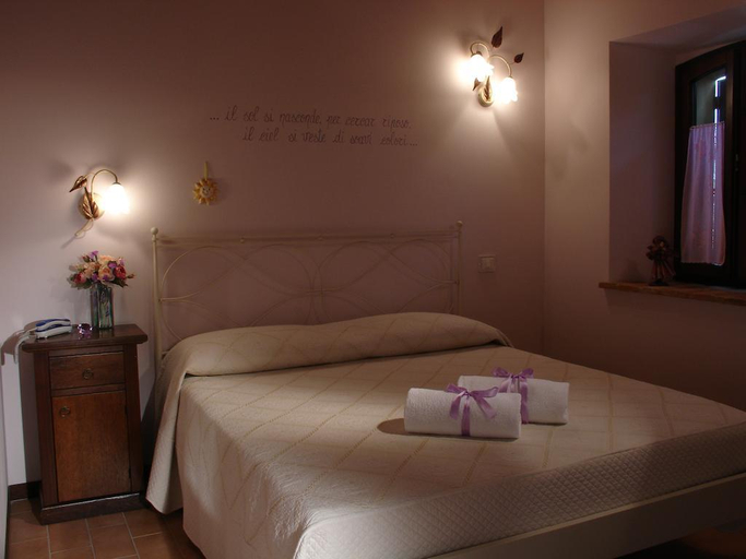 Bedroom 3, Agriturismo Al Crepuscolo, Macerata