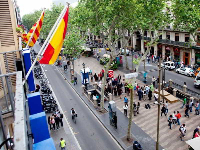 Exterior & Views 3, Hostal Bcn Ramblas, Barcelona