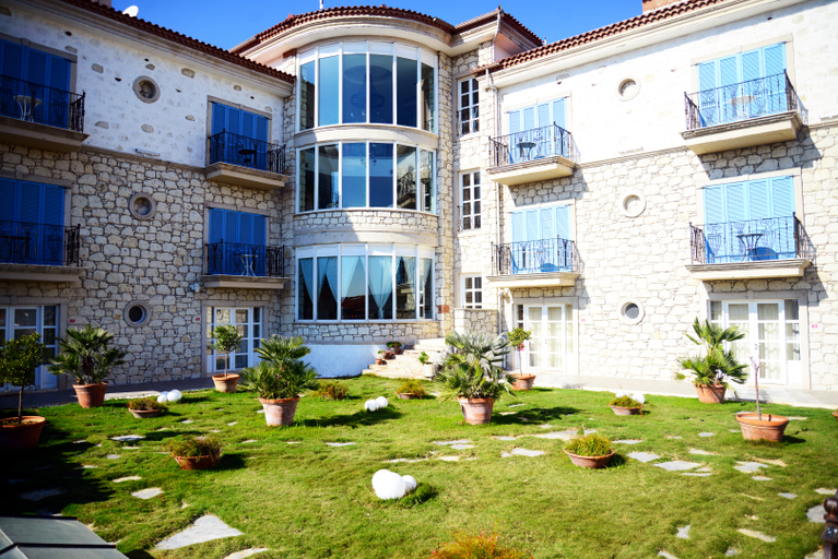 Exterior & Views 2, Imren Han Boutıque Hotel, Çeşme