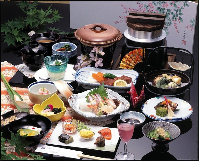 Food & Drinks 2, Yufu No Oyado Hotaru, Yufu