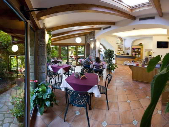 Public Area, Angiolina Relais, Napoli