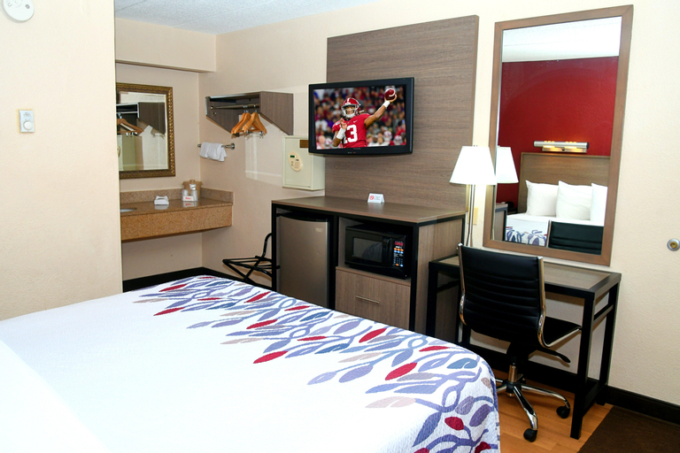 Bedroom 18