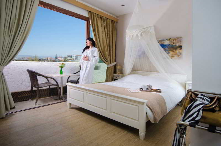 Bedroom 3, Georgia's Garden, Crete