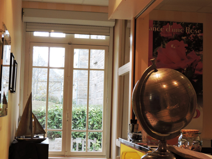 Public Area 2, Comfort Hotel Dinard Balmoral, Ille-et-Vilaine