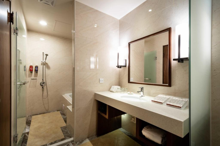 Bathroom 4, Lai Lai Hotel, Taichung