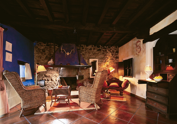 Public Area, Camino Real de Selores, Cantabria