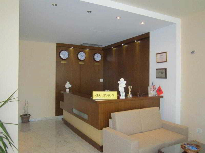 Public Area 2, Perla, Pogradecit