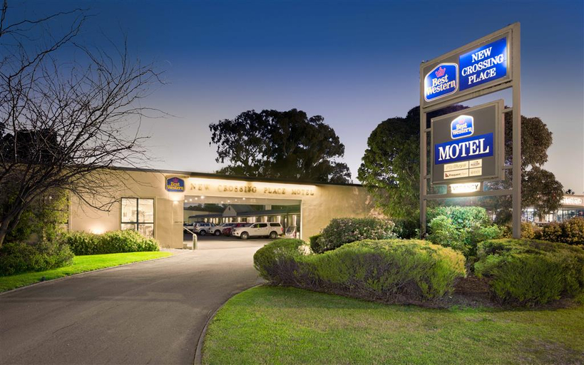 Exterior & Views 2, New Crossing Place Motel, Mitchell - North