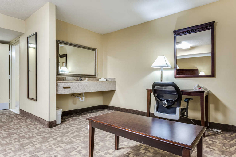 Public Area 2, Quality Inn Asheboro South, Randolph
