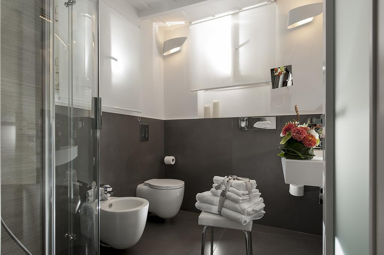 Bathroom 4, Argentina Residenza, Rome