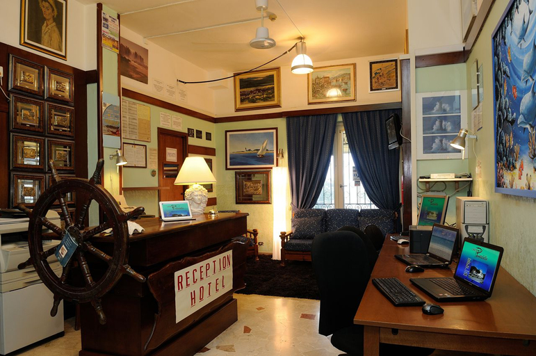 Public Area 2, Hotel Puntabella, Savona
