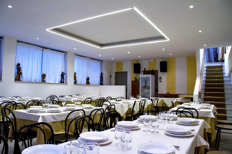 Food & Drinks 1, Hotel Lukas, Lucca