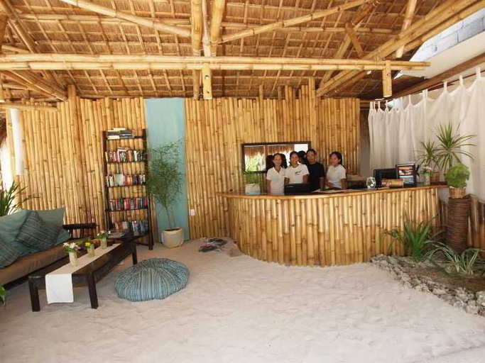 Public Area 3, Ocean Vida Beach and Dive Resort, Daanbantayan