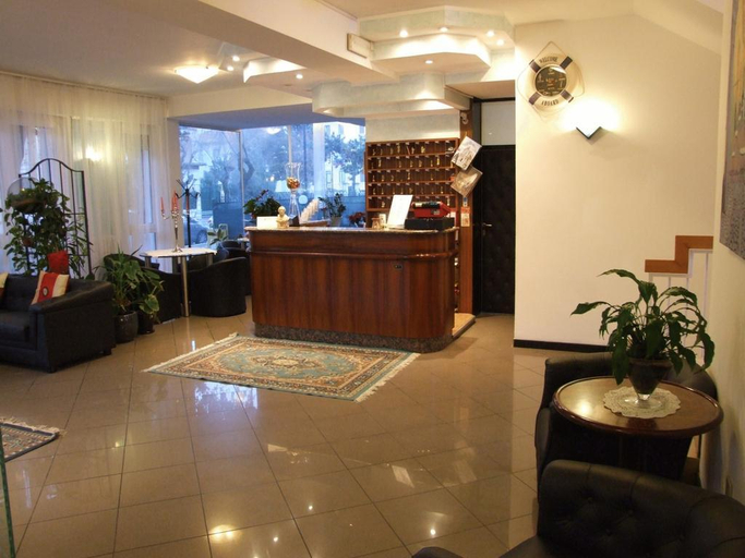 Public Area 3, Hotel Mediterraneo, Pesaro E Urbino