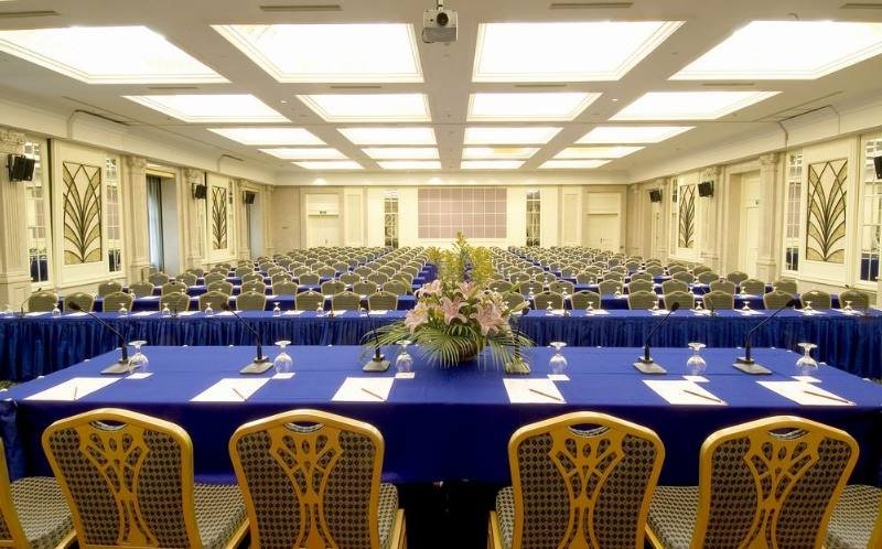 Business Facilities 4, Bao Hong Subsidiary Building, Sanya