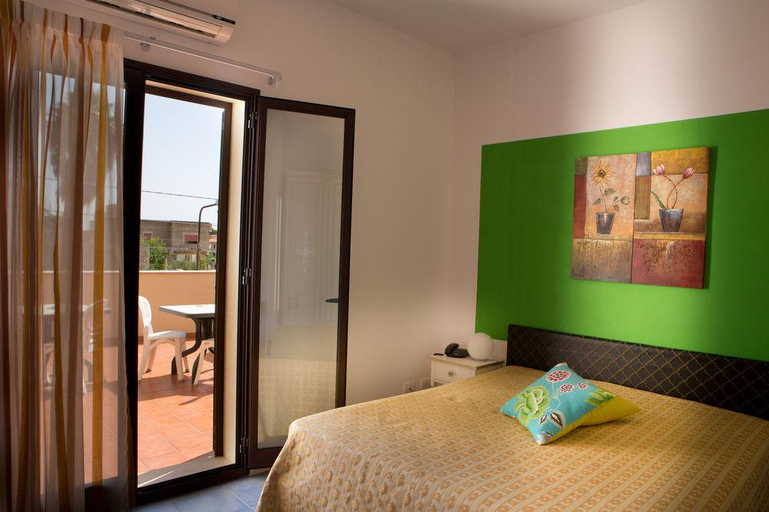 Bedroom 3, Il Mandorlo, Agrigento