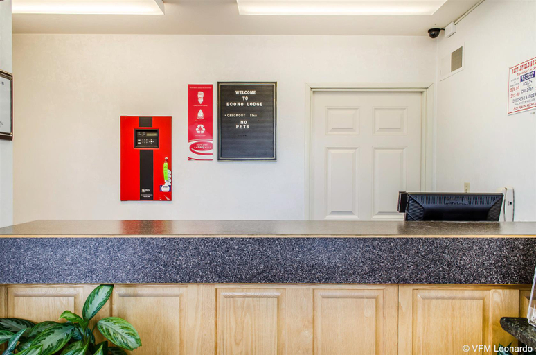Public Area 4, Econo Lodge, Adams