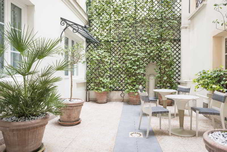 Public Area 2, Acacias Étoile, Paris