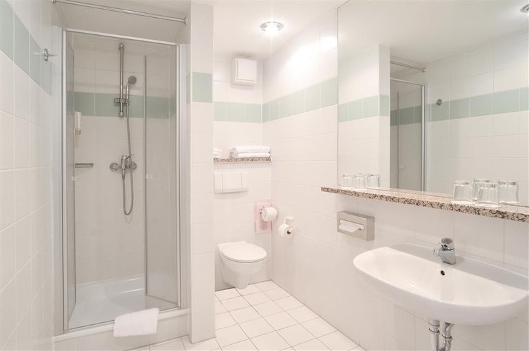 Bathroom, Hotel Sachsen Anhalt, Börde